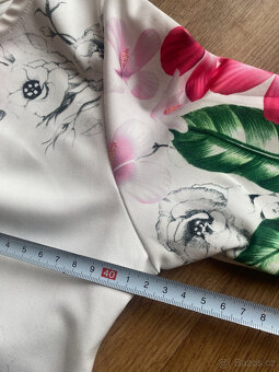 Dámské květované strečové šaty S/36 - 3