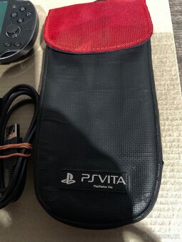 PS VITA PCH-1004 OLED displej -folia +8GB - 3