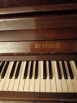 Piano Brož - 3
