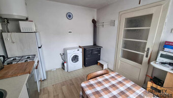 Prodej rodinného domu 70 m2, pozemek 720 m2 - 3