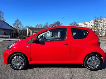 TOYOTA AYGO 1.0VVT-i AUTOMAT 80.000KM PĚKNÝ STAV - 3