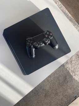 PS 4 - 3