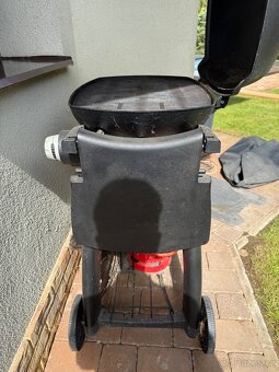Prodam zahradbi grill Weber Q 3200 BLK - 3