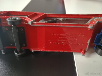 Matchbox autíčka různé - 3