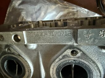 HLAVA MOTORU BMW F10 N57 - 3