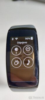 Sportovní náramek Samsung Gear Fit2 Pro - 3