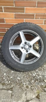 Letní sada ALU DEZENT TY + PNEU BARUM BRAVURIS - 3