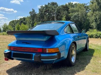 Porsche 911 SC 3.0 Sunroof Coupé (1979) - 3