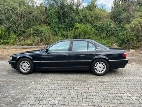 BMW 750i E38 - 3