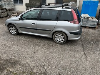 prodám peugeot 206 kombi - 3