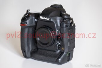 NIKON D5 - camerashuttercount 15200 - 3