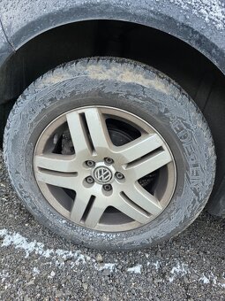ZIMNÍ SADA ALU VW 5X100 195/65R15 - 3
