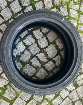 Zimní pneu 275/35/19 245/40/19 sada bmw - 3