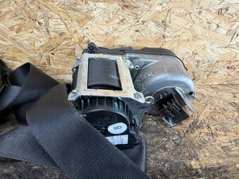 PŘEDNÍ PÁSY MERCEDES W164 - 3