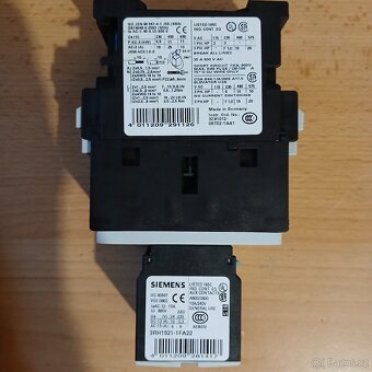 Stykač Siemens 3RT1026-1A + modul 3RH1921-1FA22 - 3
