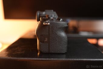 Fotoaparát Sony A7 IV + SmallRig Foldable L Bracket 3984 - 3