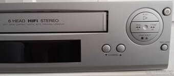 AKAI VS-K606N-EE HIFI - 3