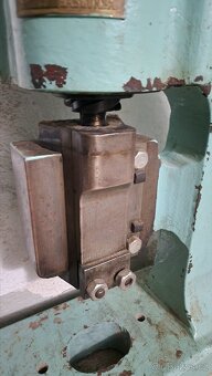 Šroubový lis - malý - 3