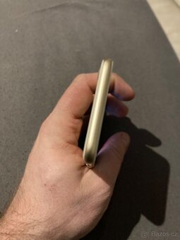 Apple 7 gold 32gb, 1.Majitel - 3