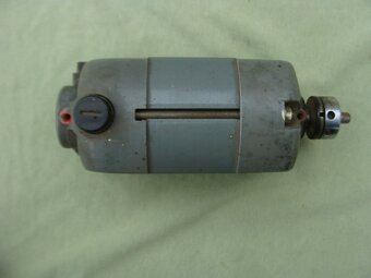 Motůrek k šicímu stroji - 3