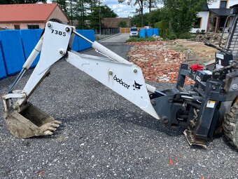 Podkop Bobcat 730s - 3