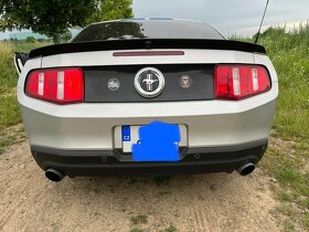 Prodám Ford Mustang r.v 2012 3,7l 224KW automat - 3