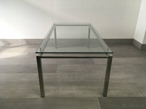 Konferenční nerezový skleněný stůl - 3