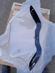 Plexi na H-D Road Glide, výška 15,25" - nepoužité - 3