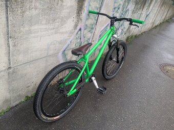Dirtové kolo 24" - 3