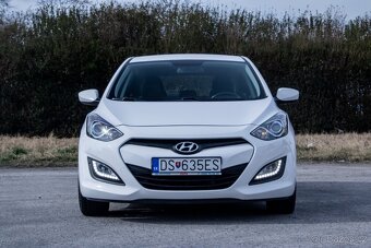 Hyundai i30 1.6 CRDi DOHC 16V Comfort - 3