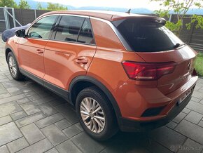 VW T-ROC 1.6 TDi, 85 kW, 2018, hezký stav - 3