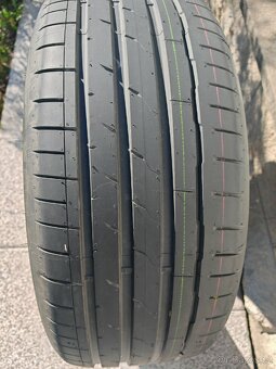 Pneu nové 255/45 R19 - 3