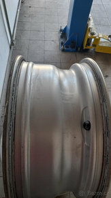 ALU Disky BMW 5x120 7Jx16 ET 31 - 3