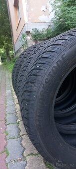 Pneu 235x55 R18 - 3
