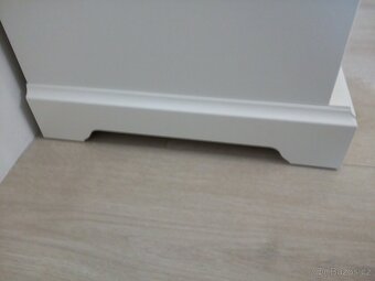 knihovna Ikea Liatorp - 3