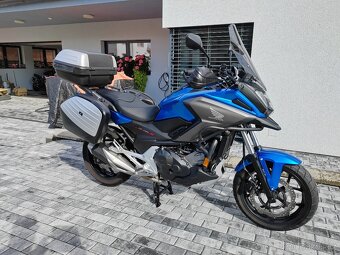 Honda Nc 750x najeto 5900km - 3