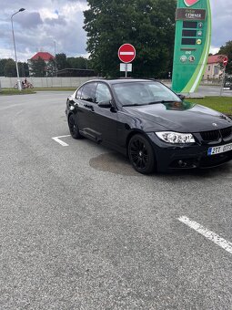 BMW E90 318d - 3