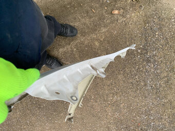 predni blatnik skoda octavia III pravy bily 17-20 - 3