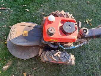 Bubnová sekačka Dakr s motorem Vari - 3