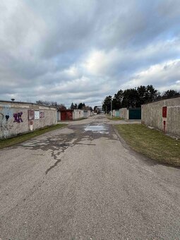 Pronájem garáže - 3