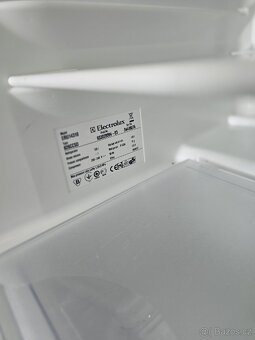 Vestavěná lednice a mrazák - 3