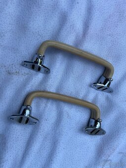 Renault R8 madlo - 3