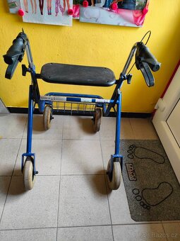 Seniorské chodítko - 3