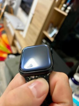 Apple Watch 8 45mm - 3