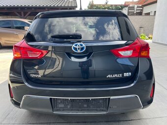 Toyota Auris 1.8 VVT-i HYBRID 1.MAJITEL KAMERA VYHŘ.SEDADLA - 3