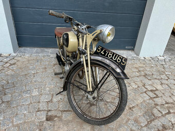 Motocykl Monet - Goyon - 3