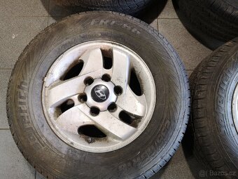Hyundai Terracan alu 16 + pneu 255/65/16. - 3