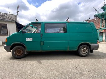 Volkswagen T4. 50kW 1896cm3 skříň 6 míst long. Transportér - 3