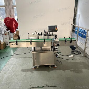 Automatický obalový stroj na etiketování kulatých lahví - 3