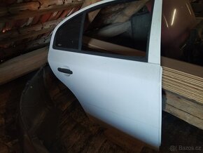 ŠKODA Octavia I boční dveře Liftback - 3